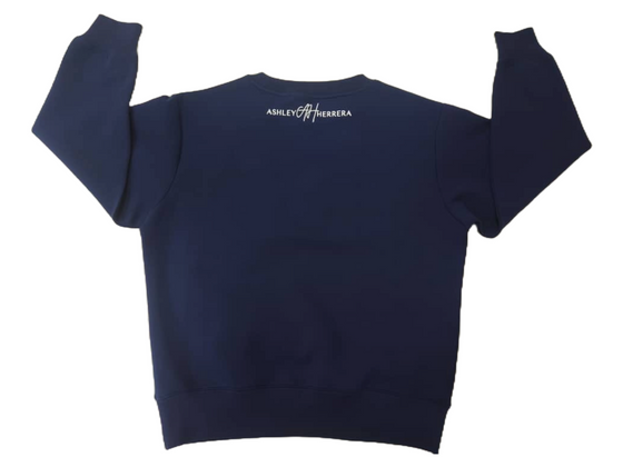 Women’s Golf Pearl Luxury Sweatshirt with functional tee holder on sleeve, soft performance fabric, and versatile comfort for golf and everyday activewear. Stylish and soft design. 